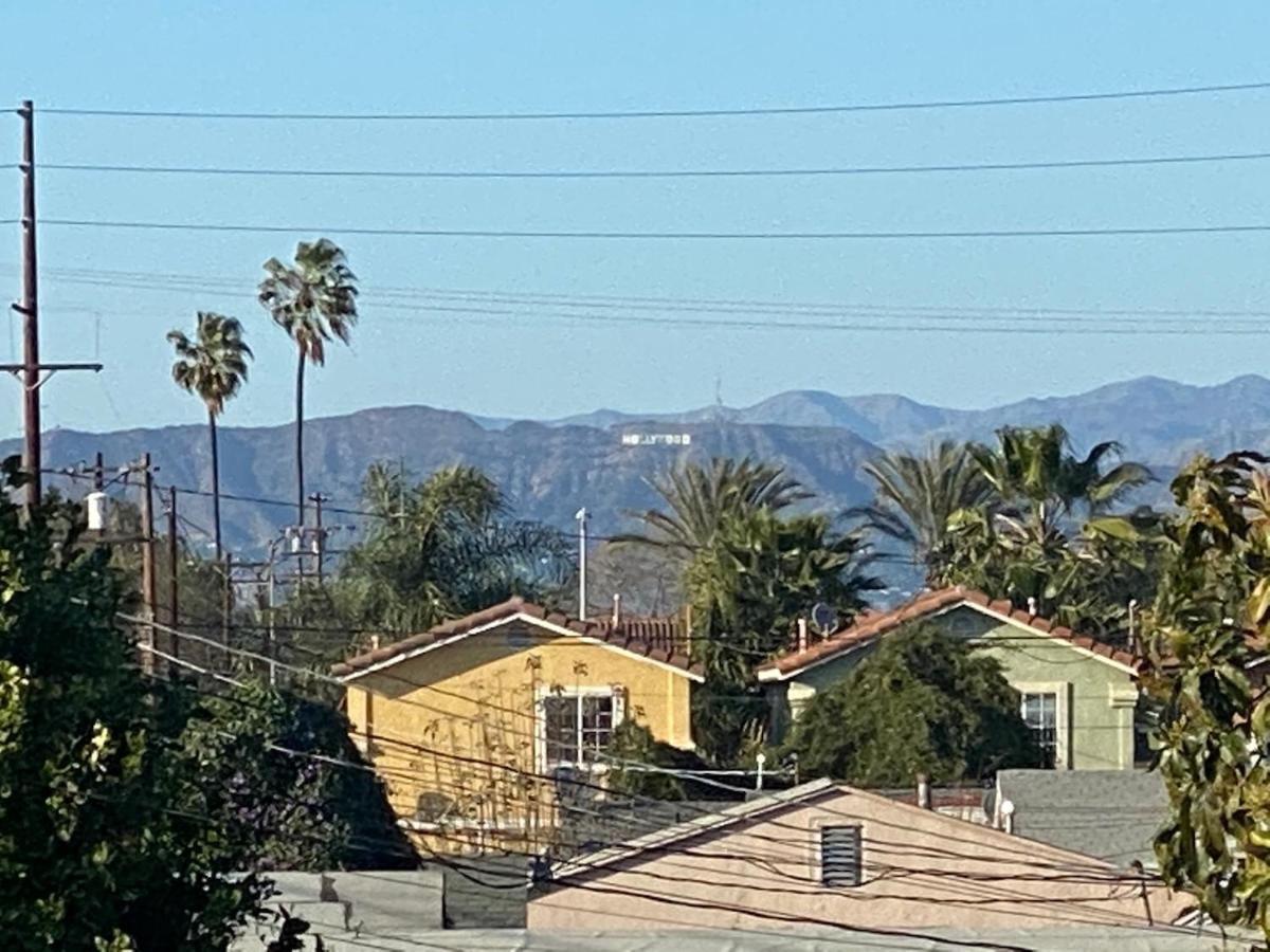 Private Room In Los Angeles With Wifi, Tv, And View Of Hollywood Sign & Shared Kitchen Bagian luar foto