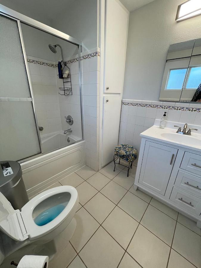 Private Room In Los Angeles With Wifi, Tv, And View Of Hollywood Sign & Shared Kitchen Bagian luar foto
