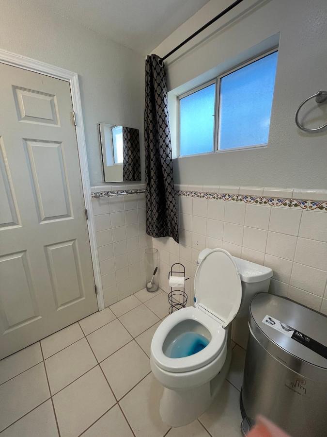 Private Room In Los Angeles With Wifi, Tv, And View Of Hollywood Sign & Shared Kitchen Bagian luar foto